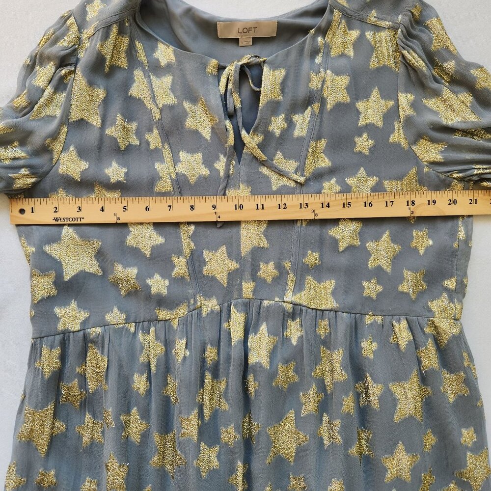 Loft Gold Star Print Shimmer Long-Sleeve Tiered Dress Gray Metallic Babydoll - Picture 10 of 11